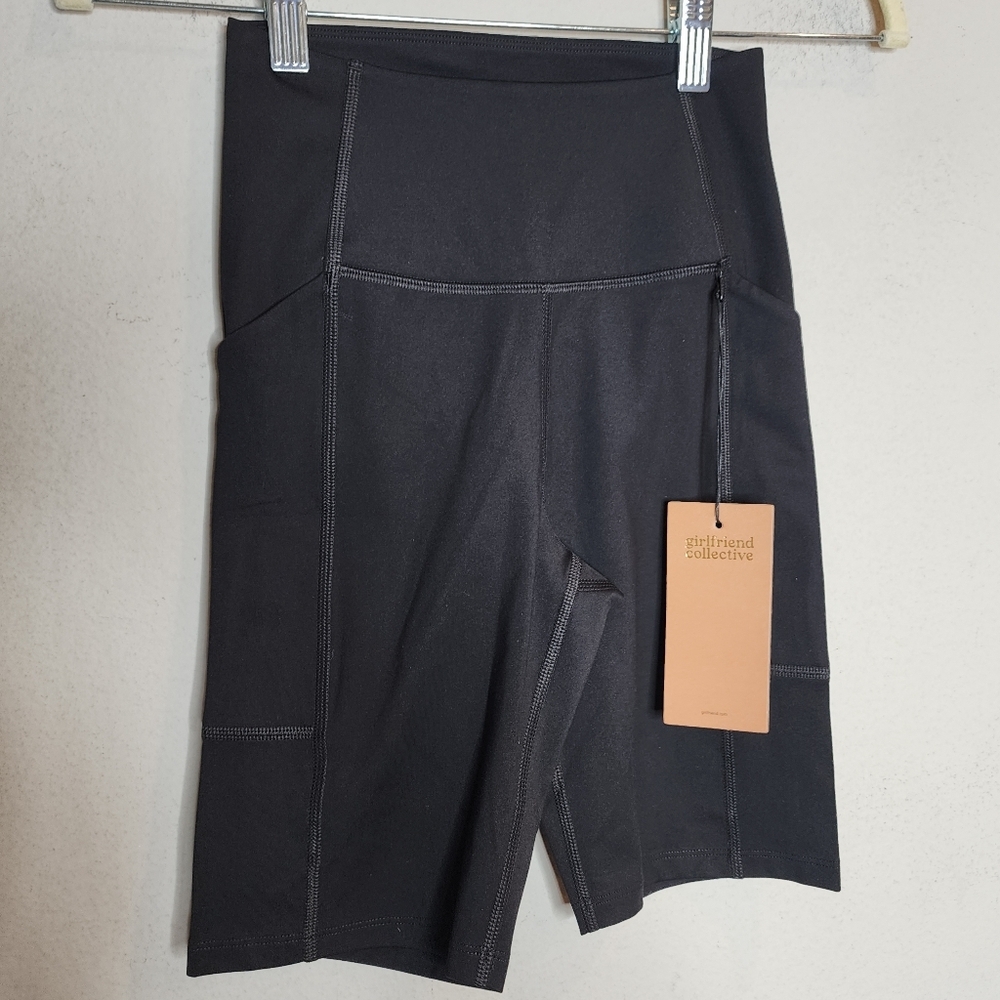 NWT Girlfriend Collective 8" Black Biker Shorts 2 side pockets size xs‎